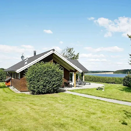 Three-bedroom Holiday In Roslev 7 펜션